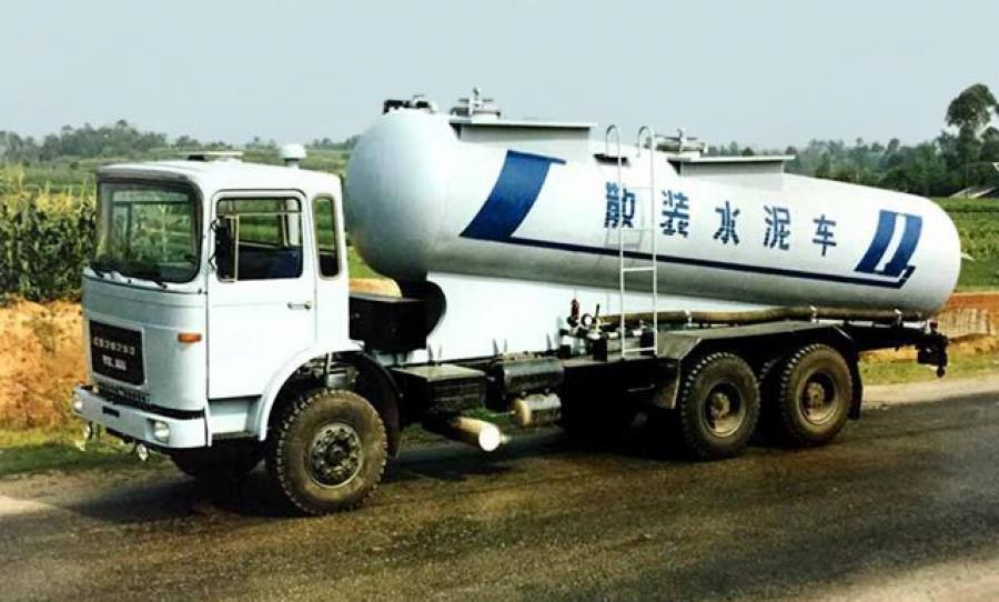 Hongyan CQ30290 Bulk-Cement Tanker '1986